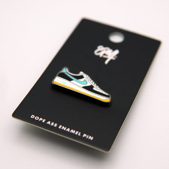 Jimmy Sneaker Pin: OG Mint