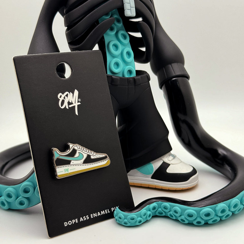 Jimmy Sneaker Pin: OG Mint