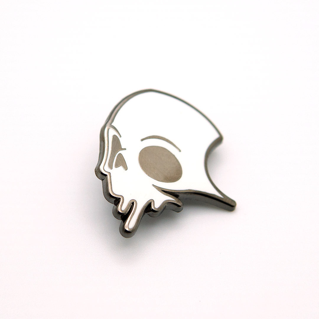 Jimmy Mask Pin: White